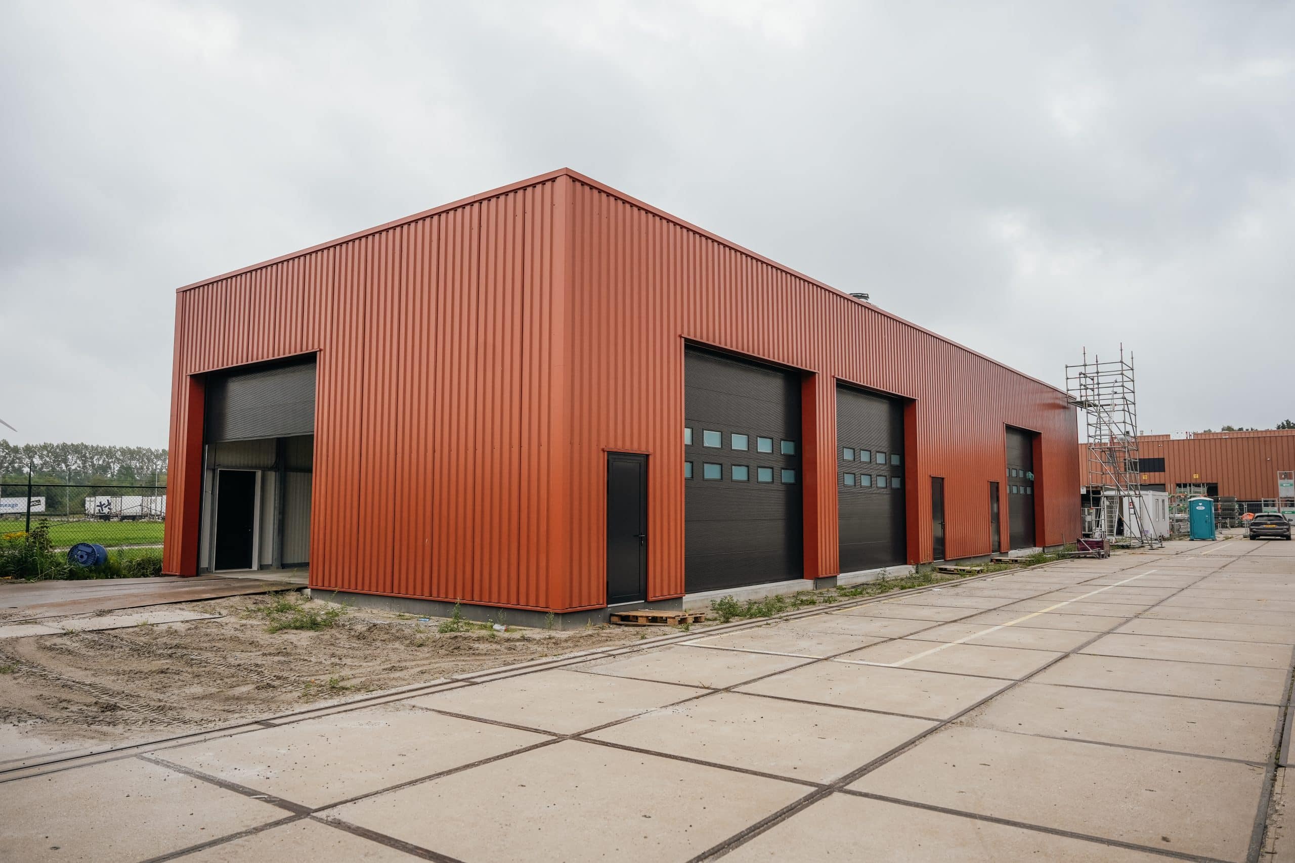 BAM schoonmaakhal en uitbreiding bestaande staalwerkplaats.